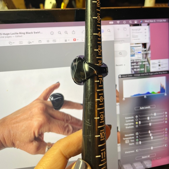 Vintage Size 6.25 Lucite Ring Chunky Bubble Dome Black Swirl Unisex Geometric - Picture 13 of 13